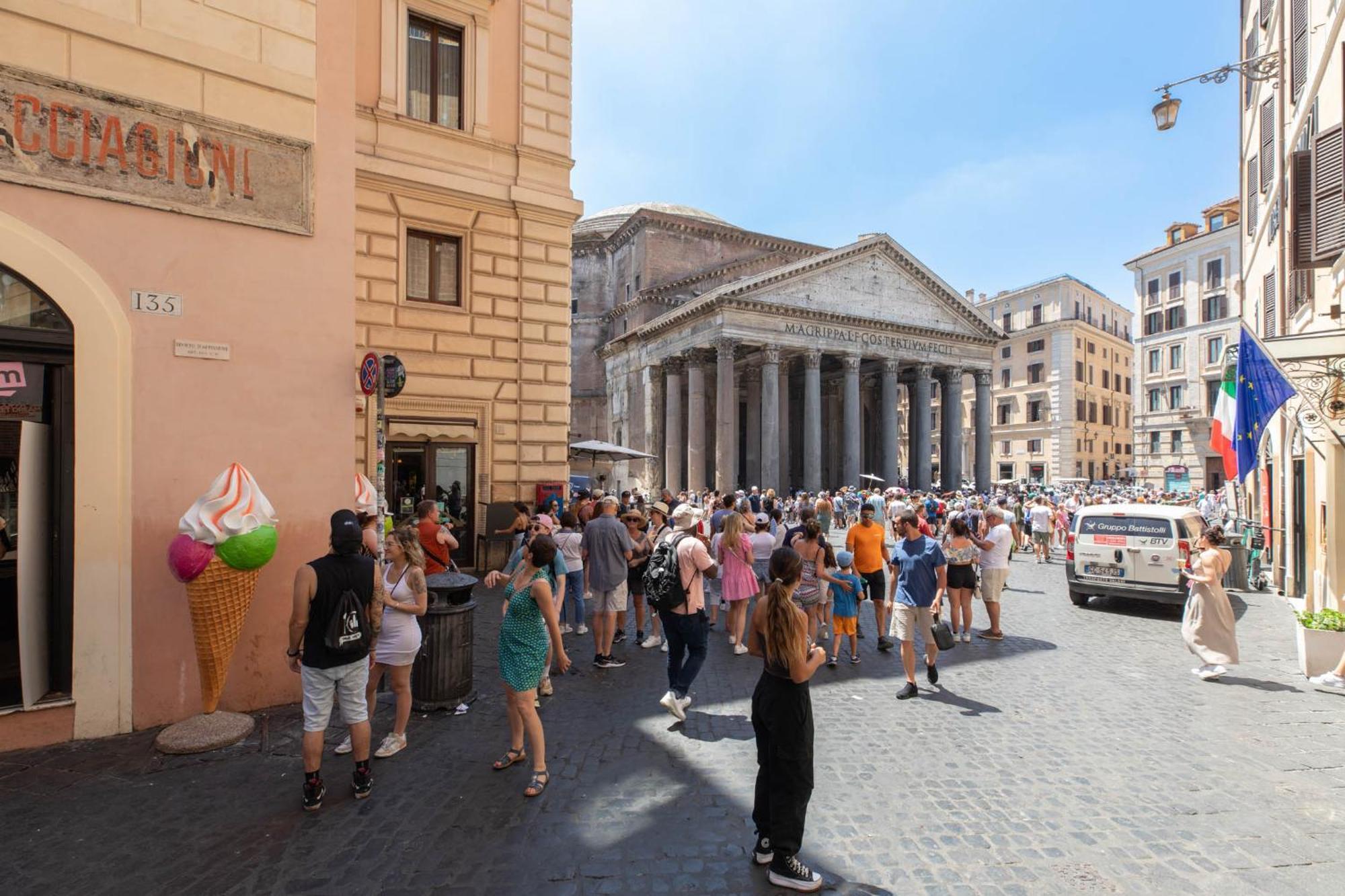 Iflat Pantheon'S Roomy And Friendly Apartment Roma Exterior foto